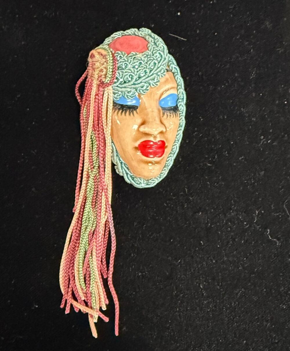 ELZAC Victims of Fashion Lady Head Figural Face Brooch
